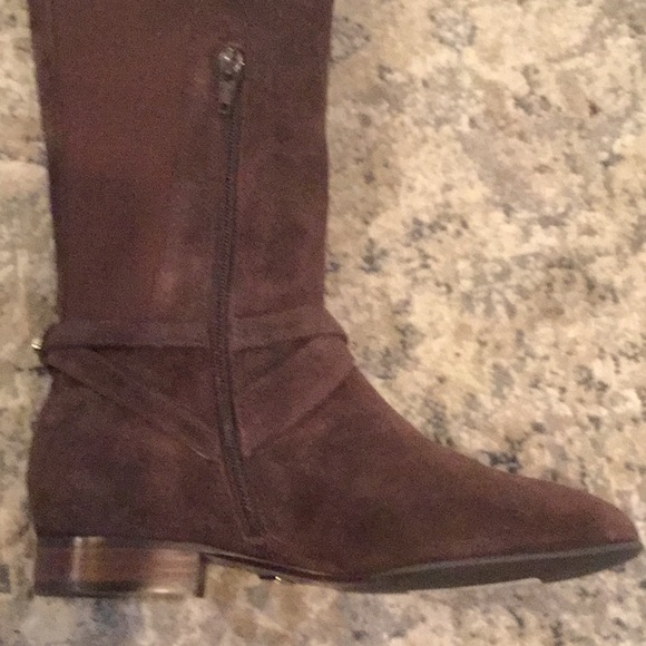 Antonio Melani boots.  New in box.  Size 5.5 - Picture 4 of 5